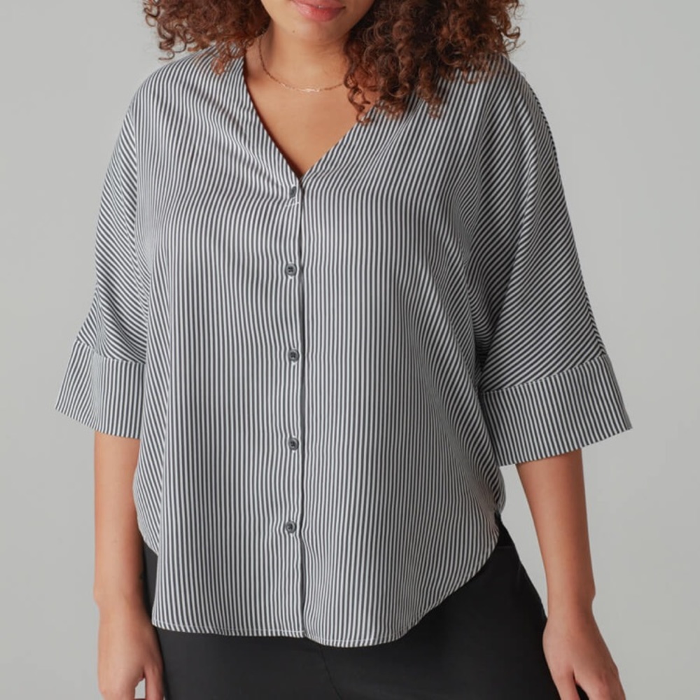 NWT Vetta Boyfriend Shirt striped tencel size small